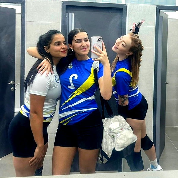 eveliniya instagram image archive image