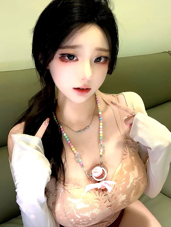 yingyinng_ instagram image archive image