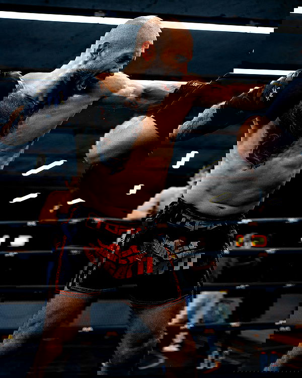 tateauraa tateauraa archive image