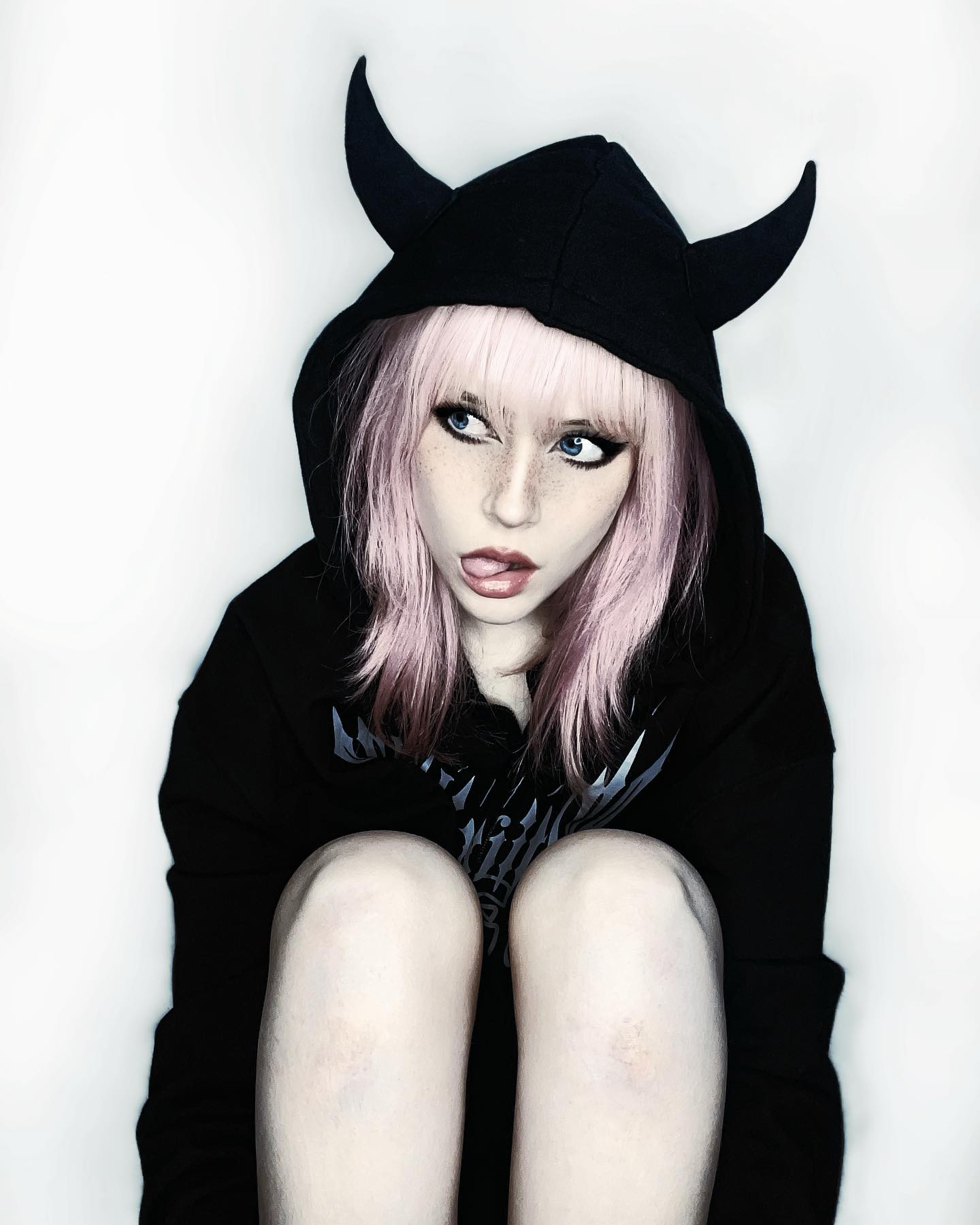 silkton instagram image archive image