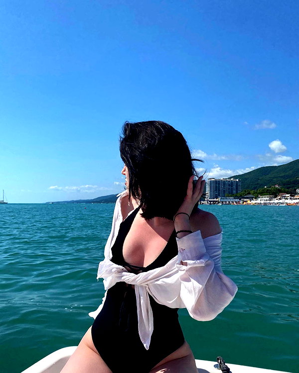 dalivrot instagram image archive image