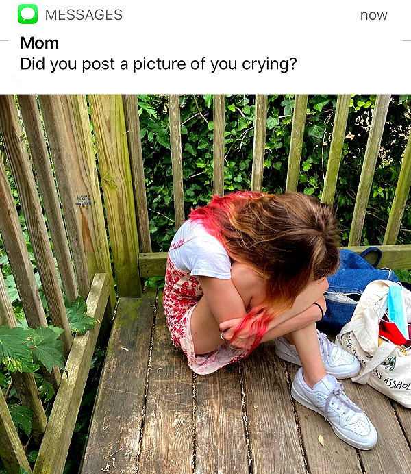 Archived image from @lolabllue on Instagram