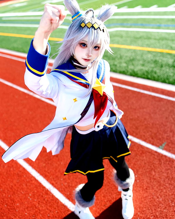 miee_cos instagram image archive image