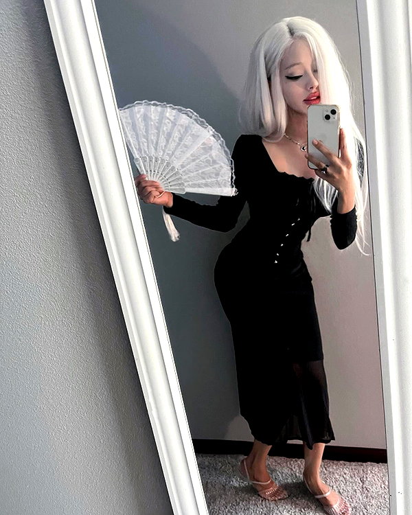 Archived image from @irisinna on Instagram