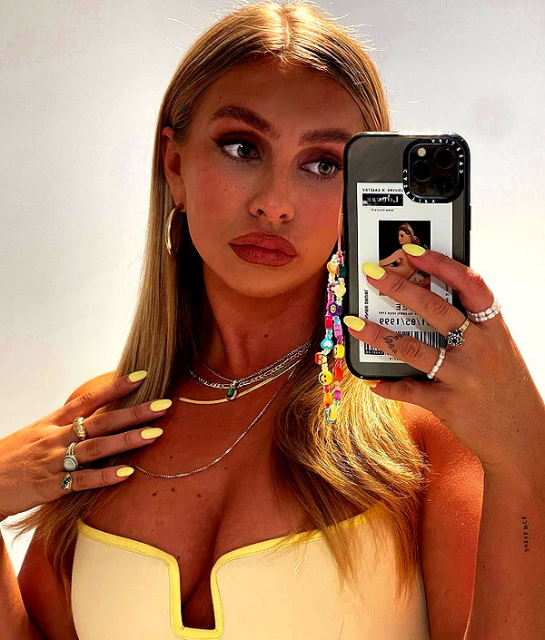 Archived image from @edenharper on Instagram