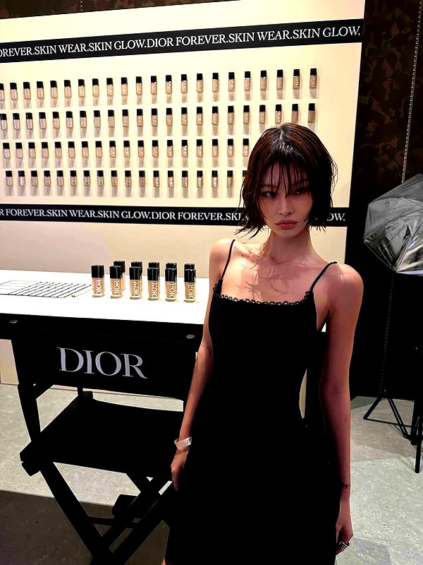 ll.lu1s instagram image archive image