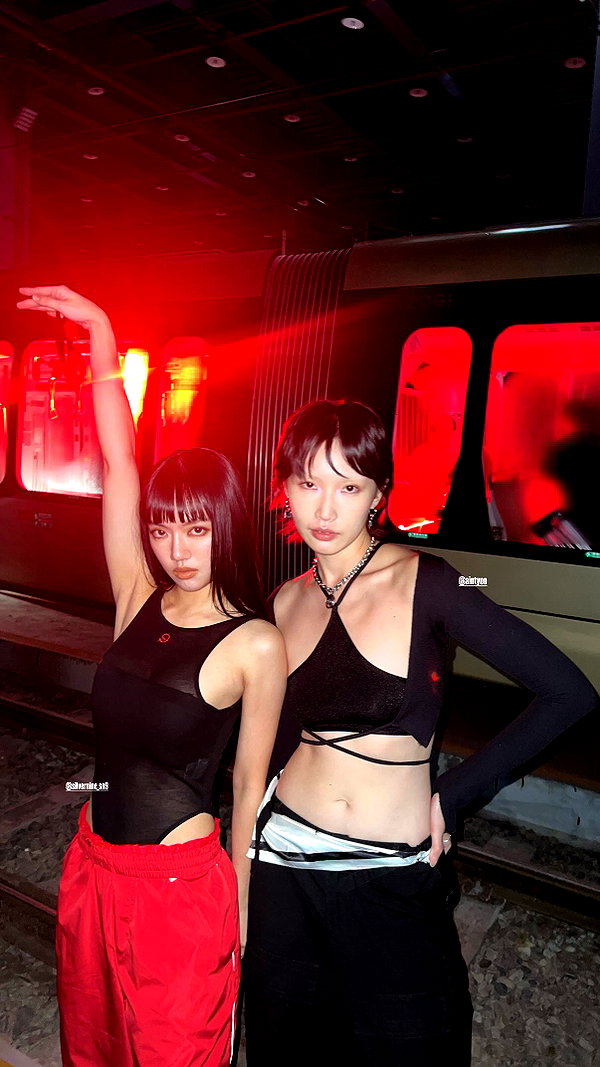 a.tinn___ instagram image archive image