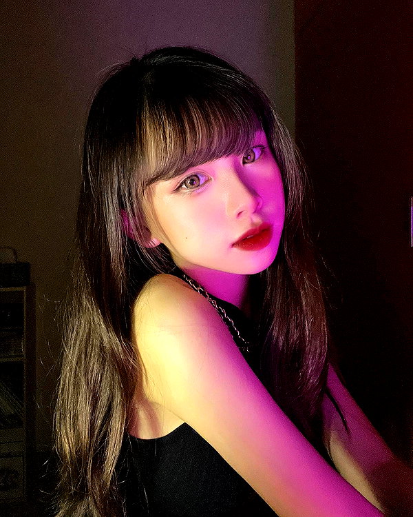 e.shao_417 instagram image archive image