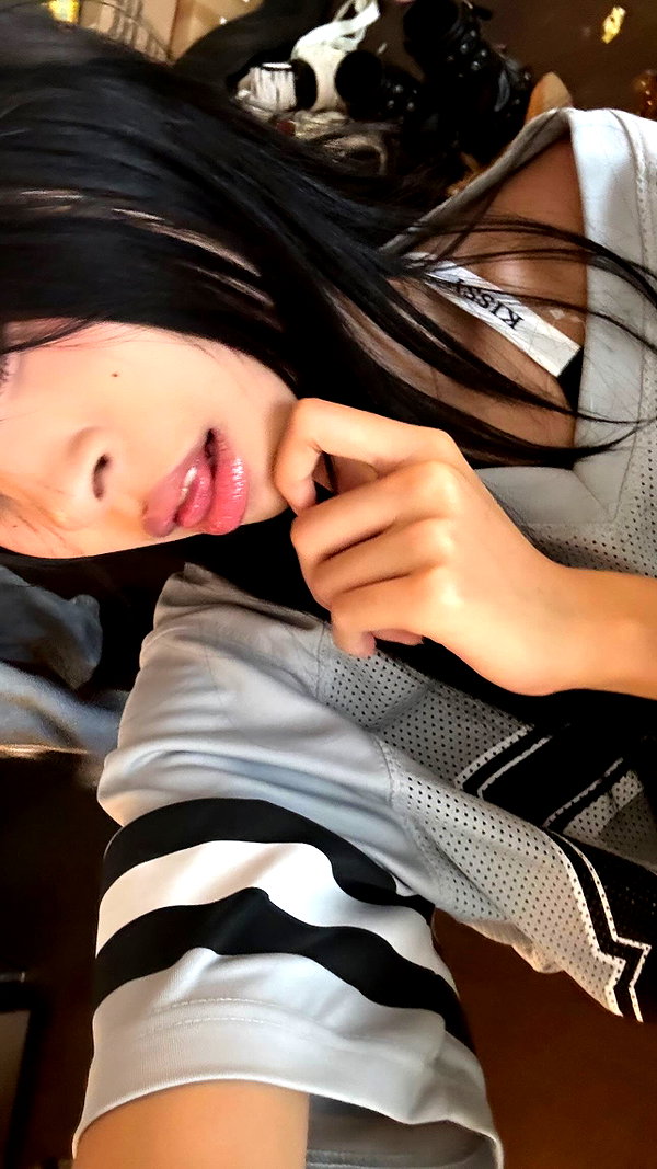famous_wu24 instagram image archive image