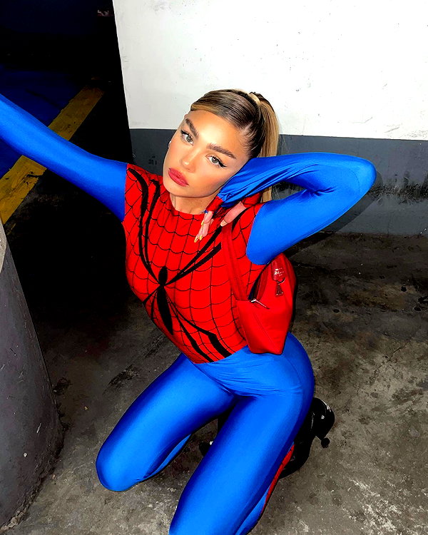 maya.keyy instagram image archive image