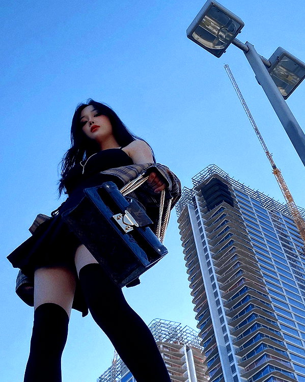 emily.ghoul instagram image archive image