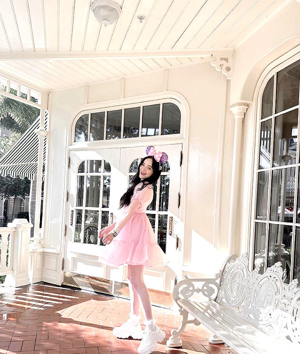 1uvgabi instagram image archive image