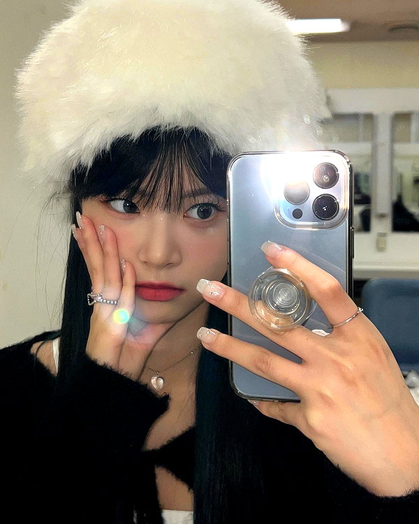 hhh.e_c.v instagram image archive image