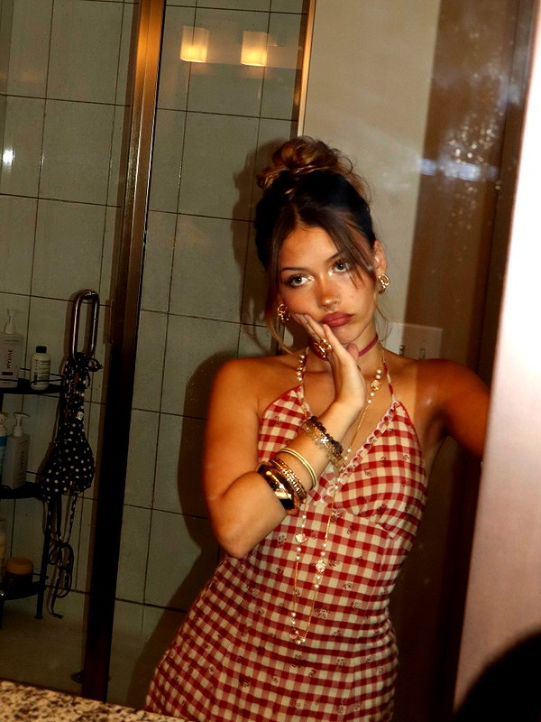 isavramirez instagram image archive image