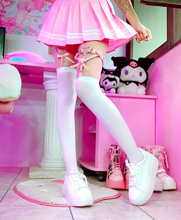 jadelaverne instagram image archive image
