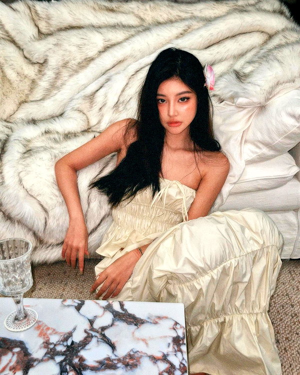 ll.lu1s instagram image archive image