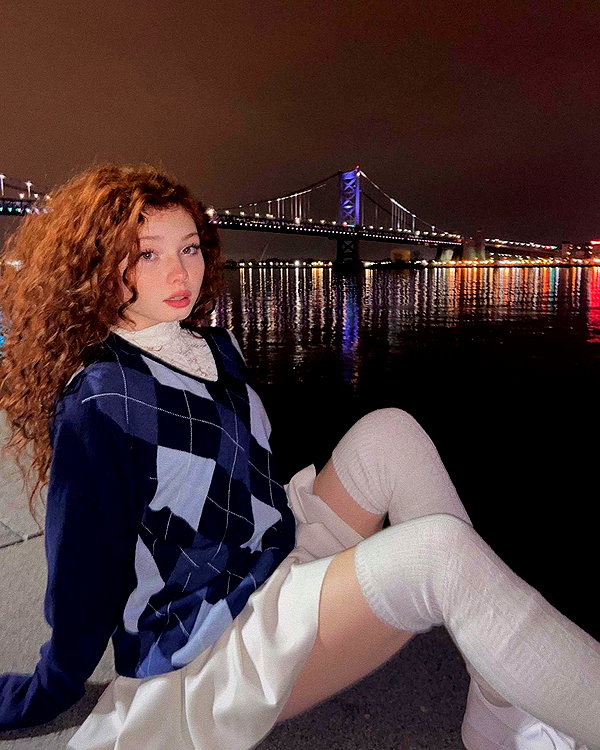livia._.paige instagram image archive image