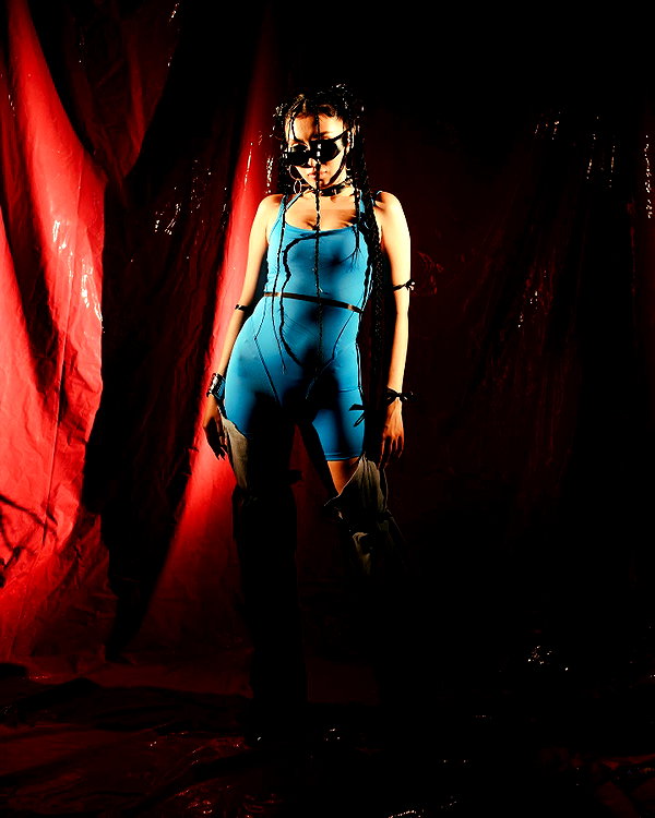 kkwwwv instagram image archive image