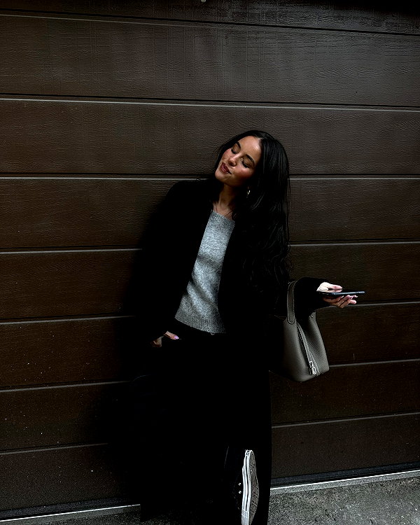 zoeliss instagram image archive image