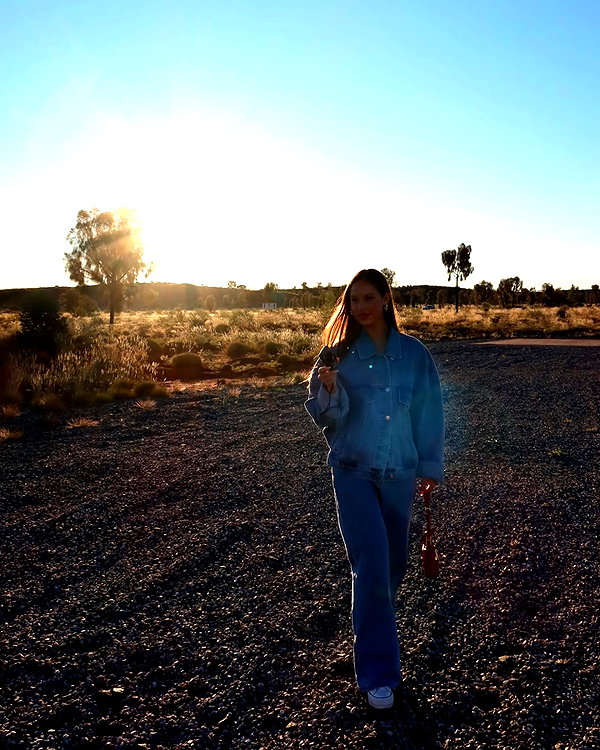 olivia.mathers instagram image archive image