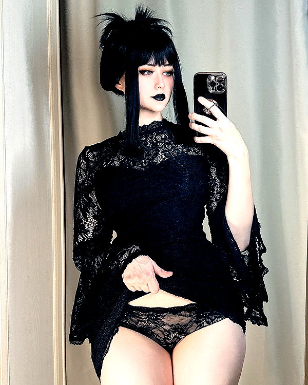 pepper_cos instagram image archive image