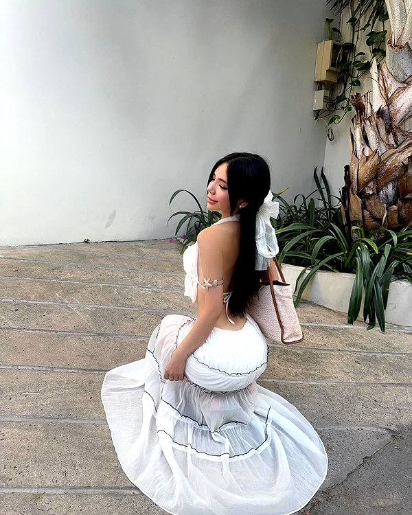 lyhythuedoxinh instagram image archive image