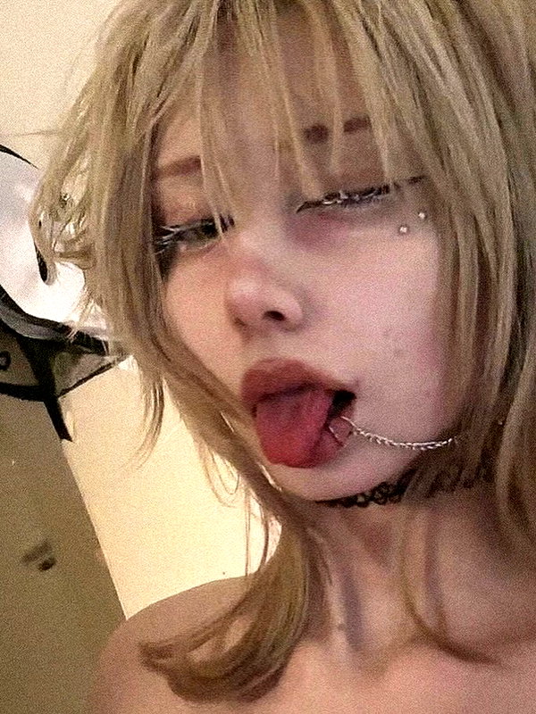 felinaaxi instagram image archive image
