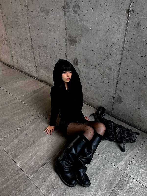 connie.01j instagram image archive image