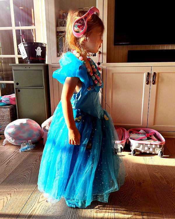katehudson instagram image archive image