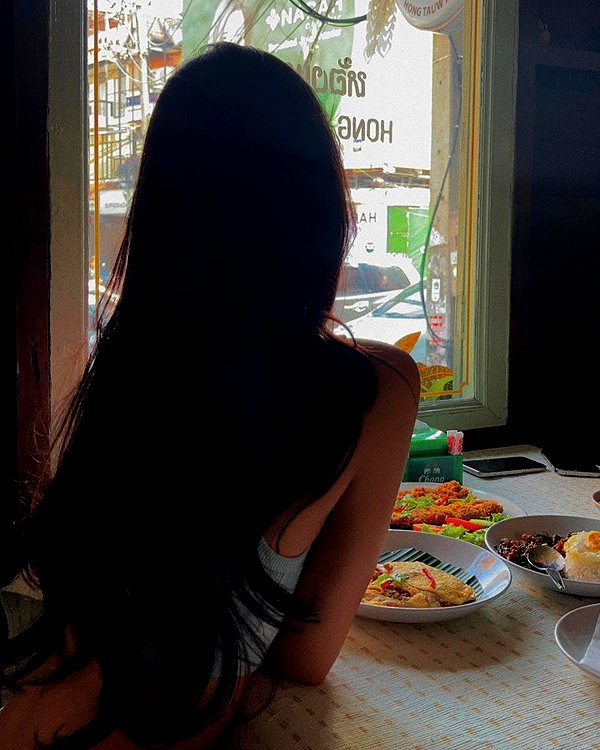 ll.lu1s instagram image archive image