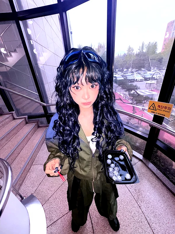 hhh.e_c.v instagram image archive image