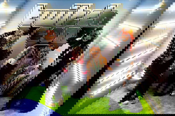 iluvmeww iluvmeww archive image