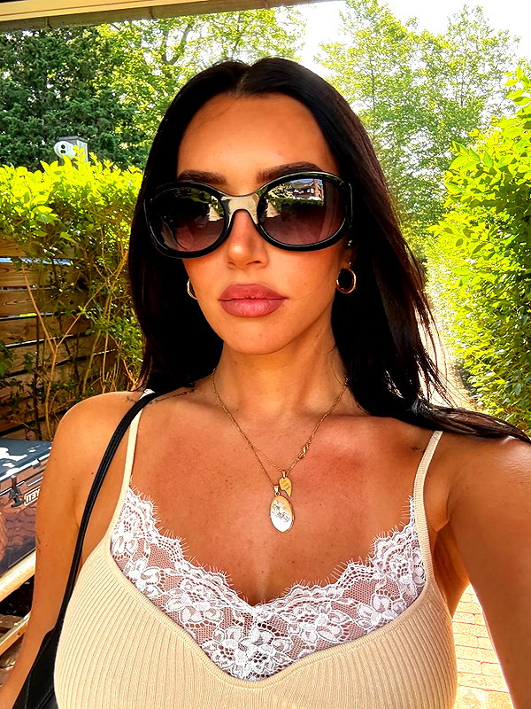 staskaranikolaou instagram image archive image