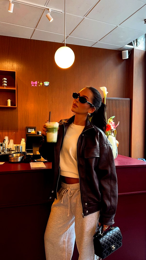 zoeliss instagram image archive image