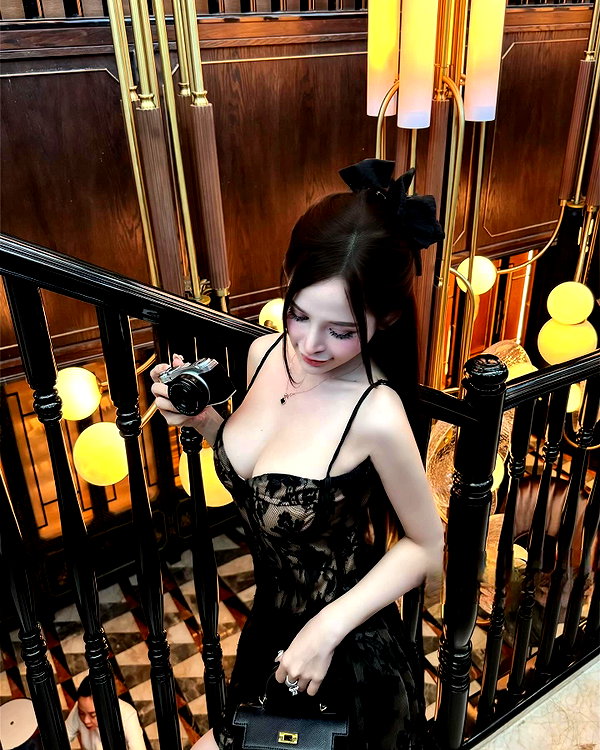 lyhythuedoxinh instagram image archive image