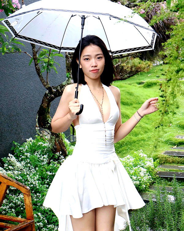 lyhythuedoxinh instagram image archive image