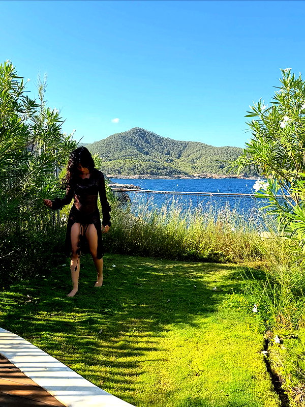 camila_cabello instagram image archive image