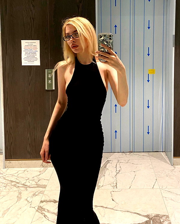 anya4everr instagram image archive image