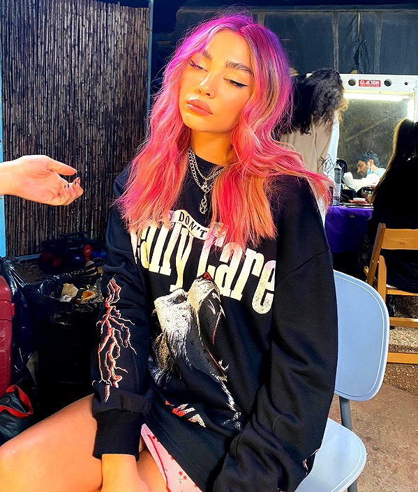 maya.keyy instagram image archive image