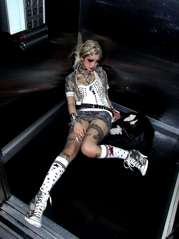 angelwithashotgunxx instagram image archive image