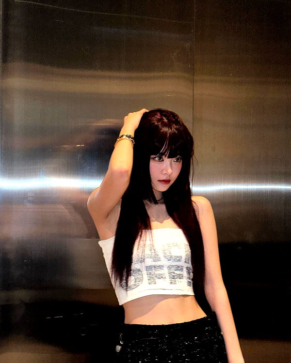 hhh.e_c.v instagram image archive image