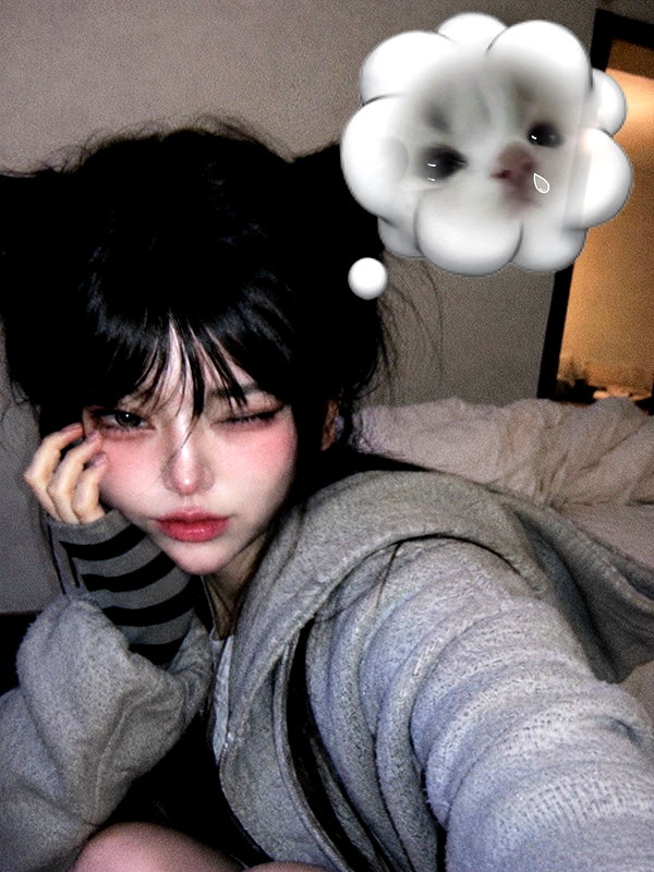 Archived image from @owol.xx on Instagram