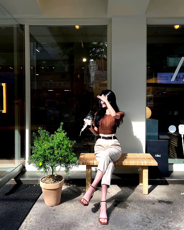 daxbin instagram image archive image