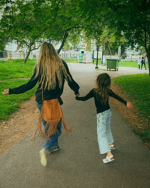 katehudson instagram image archive image