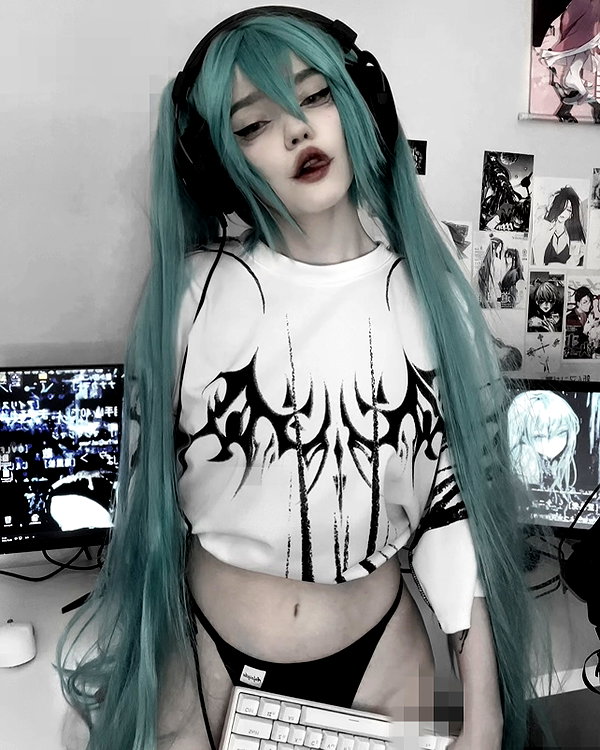 glowmoonshorty instagram image archive image