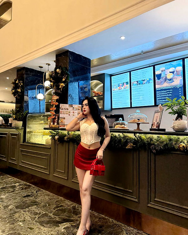 lyhythuedoxinh instagram image archive image