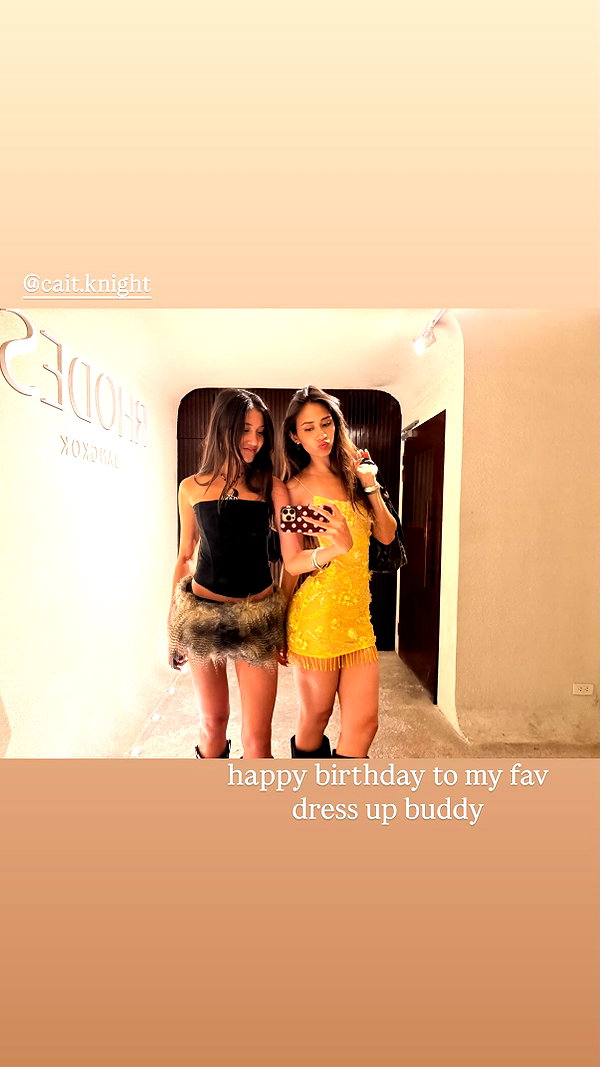 cait.knight instagram image archive image