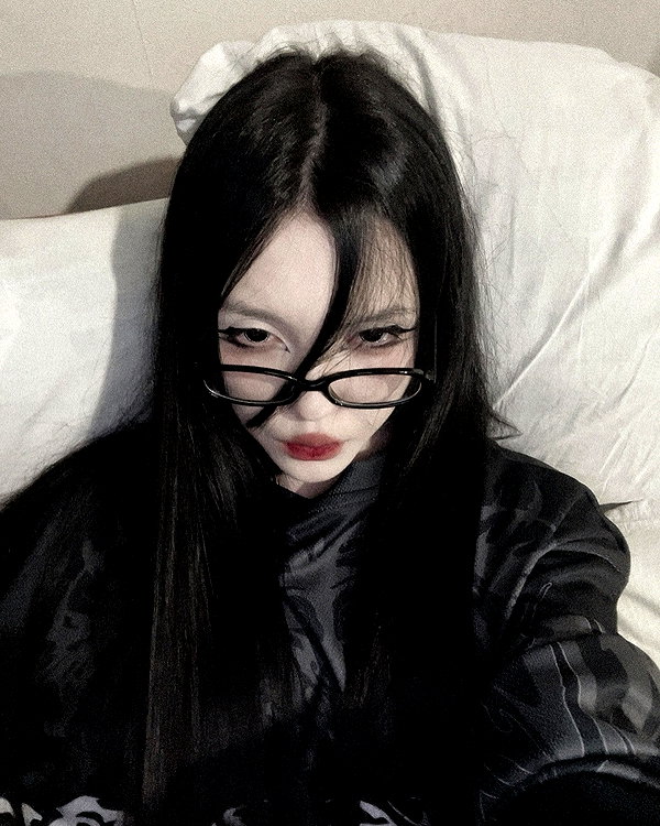 glowmoonshorty instagram image archive image