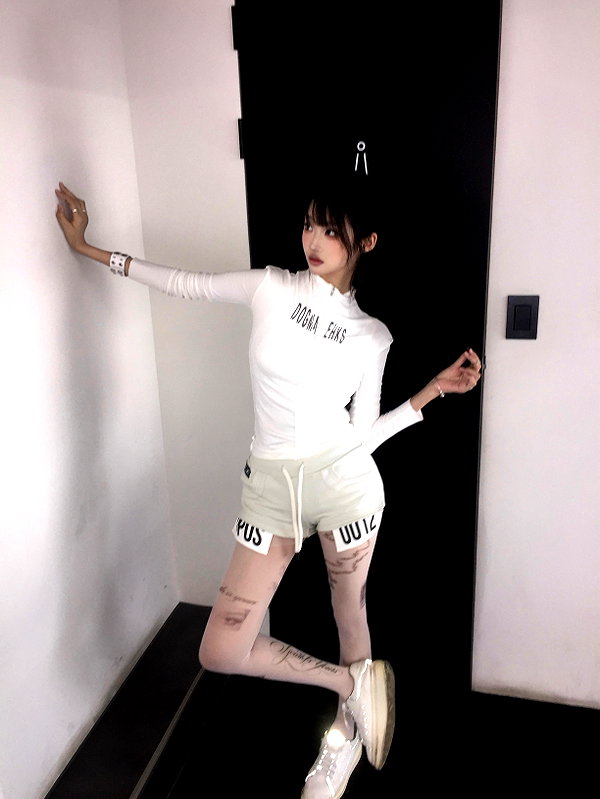 gyewaver instagram image archive image