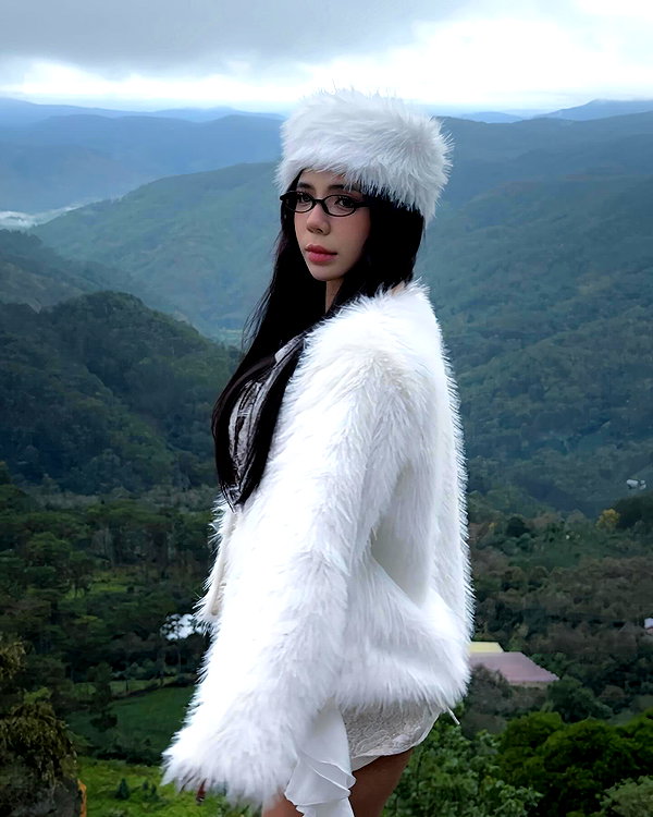 lyhythuedoxinh instagram image archive image